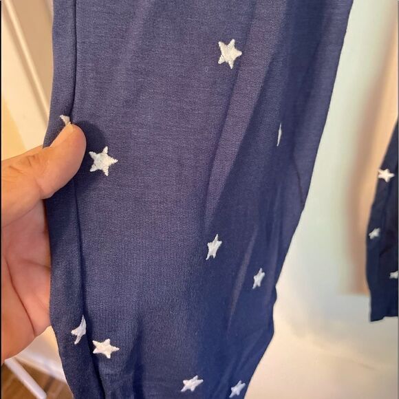 SPLENDID Embroidered Stars Knit Joggers in Blue.Size S - Picture 8 of 12